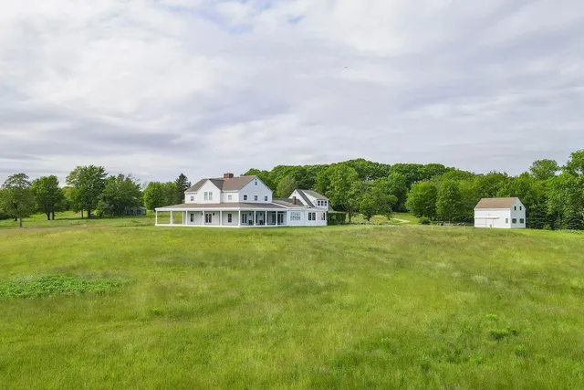 $5,975,000 | 118 Wescott Battery, Castine, ME 04421