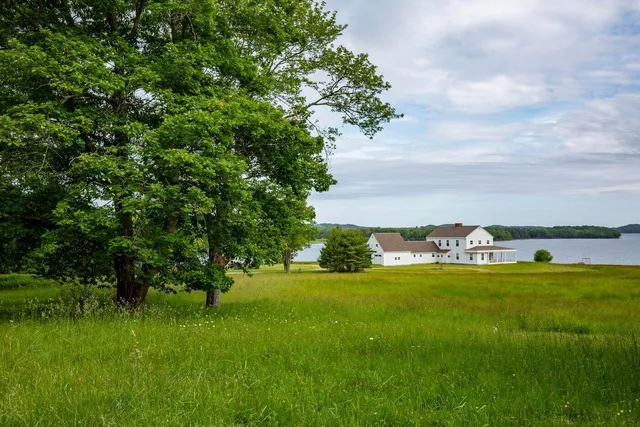$5,975,000 | 118 Wescott Battery, Castine, ME 04421