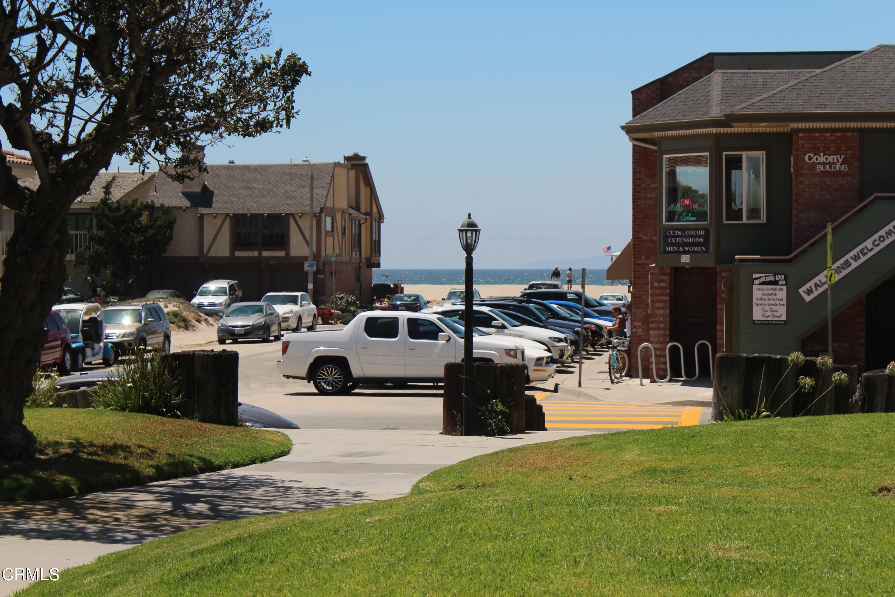 2947 Harbor Boulevard Oxnard, CA 93035 - Photo 5 of 9 a view of a house with backyard porch and sitting area