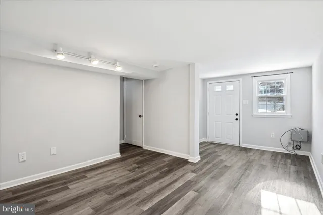 $2,195 | 355 Mary Street, Downingtown, PA 19335