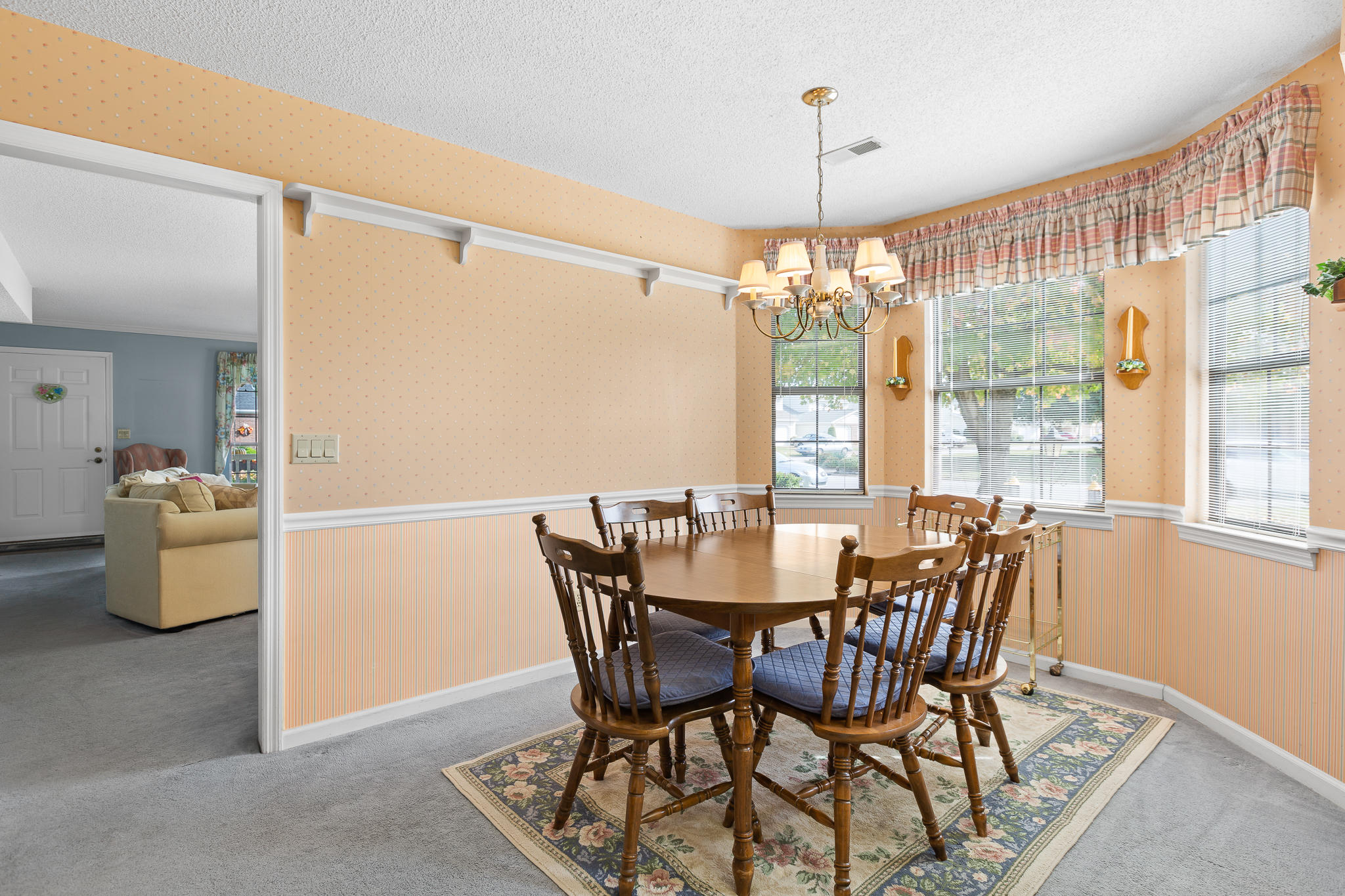 6692 Hickory Brook Road Chattanooga, TN 37421 - Photo 8 of 32 Dining Nook