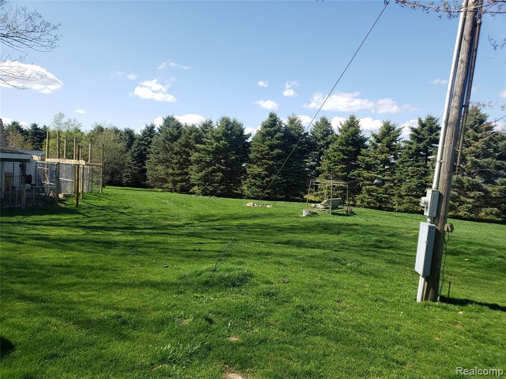 4950 South Meridian Road Wheeler, MI 48662 - Photo 14 of 42