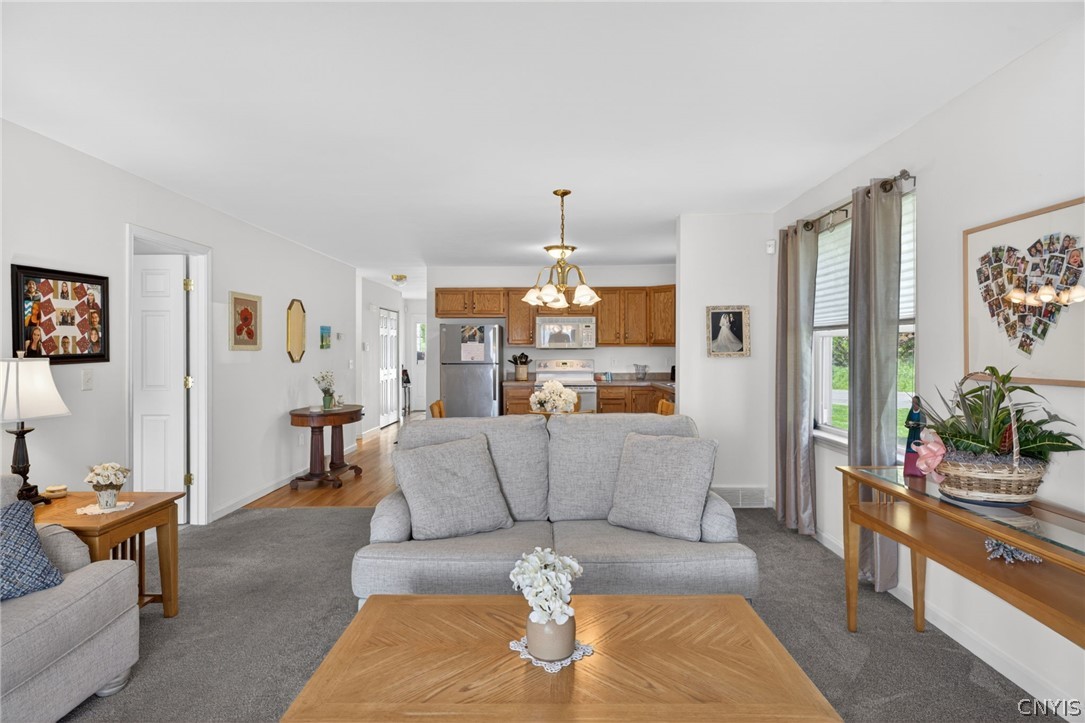 183 Timber Wolf Circle Geddes, NY 13209 - Photo 16 of 38