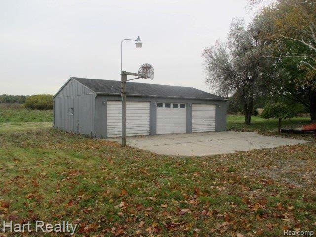 6154 East Shabbona Road Deckerville, MI 48427 - Photo 4 of 16 IMG_4212.jpg