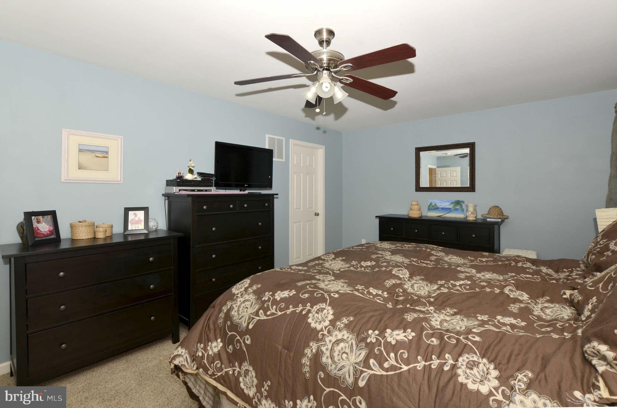 11301 Holter Road White Marsh, MD 21162 - Photo 21 of 30 Bedroom (Master)