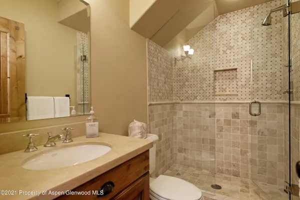$200,000 | 938 South Mill Street, Aspen, CO 81611