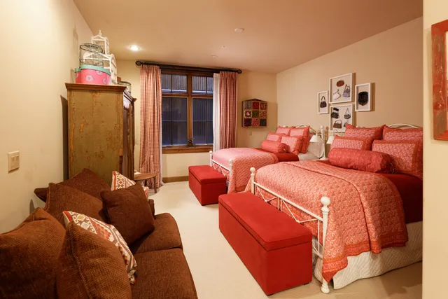 $150,000 | 938 South Mill Street, Aspen, CO 81611