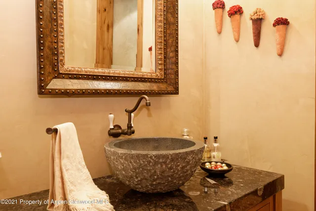 $150,000 | 938 South Mill Street, Aspen, CO 81611