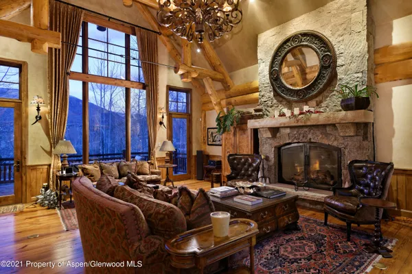 $200,000 | 938 South Mill Street, Aspen, CO 81611