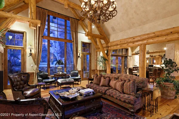 $200,000 | 938 South Mill Street, Aspen, CO 81611