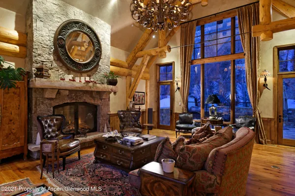 $200,000 | 938 South Mill Street, Aspen, CO 81611