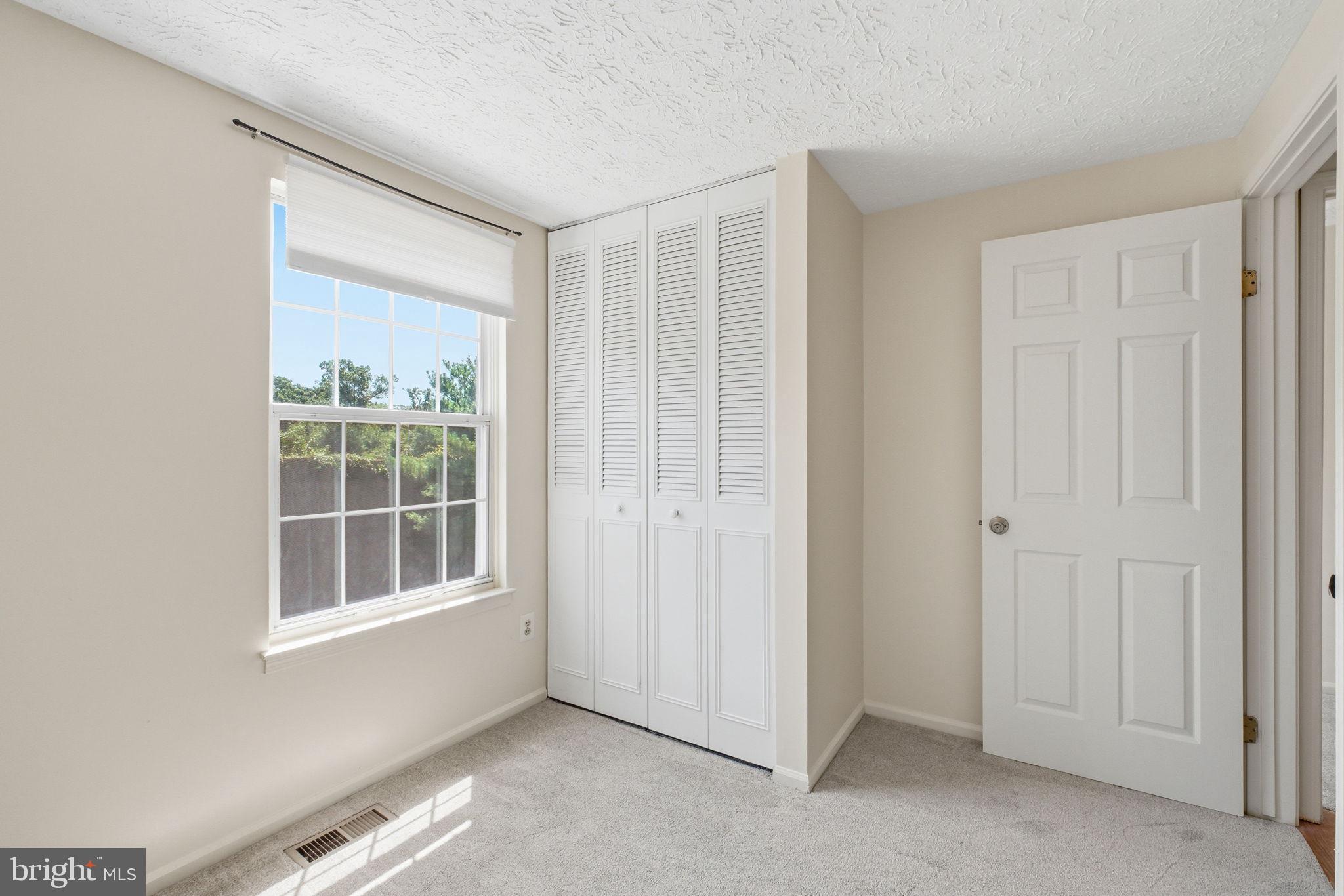 6989 Villa-Del-Rey Court Springfield, VA 22150 - Photo 16 of 20 Gallery Image 16