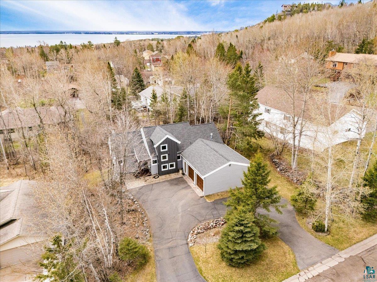 4026 Colorado Street Duluth, MN 55804 - Photo 2 of 56