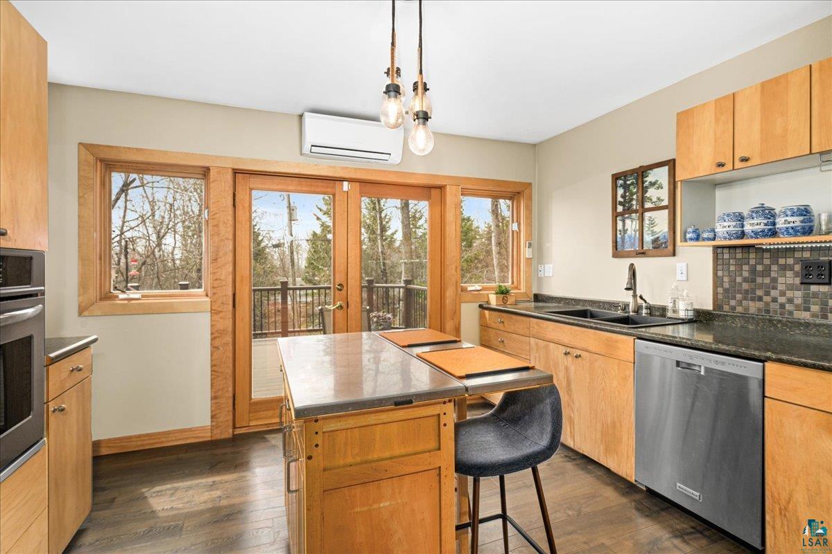4026 Colorado Street Duluth, MN 55804 - Photo 22 of 56