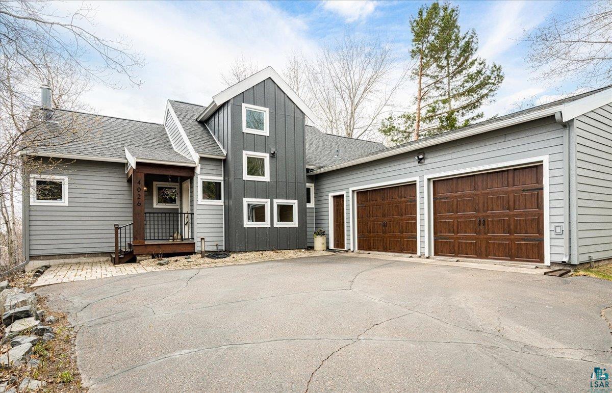 4026 Colorado Street Duluth, MN 55804 - Photo 7 of 56