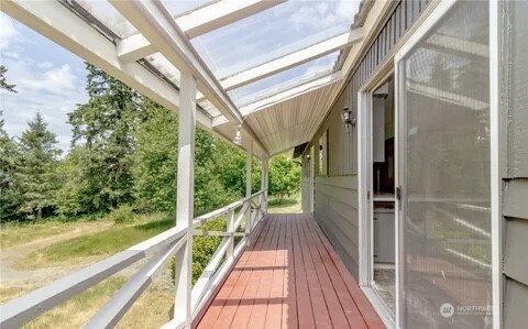 710 Roe Street Steilacoom, WA 98388 - Photo 18 of 28