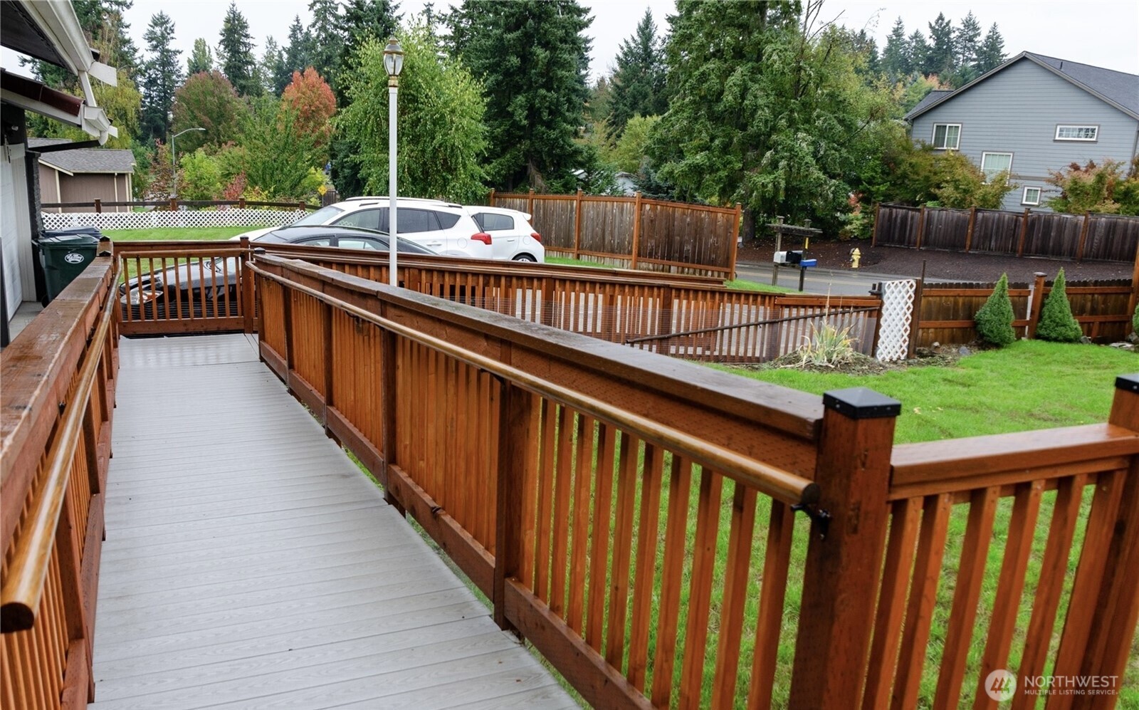 710 Roe Street Steilacoom, WA 98388 - Photo 3 of 28