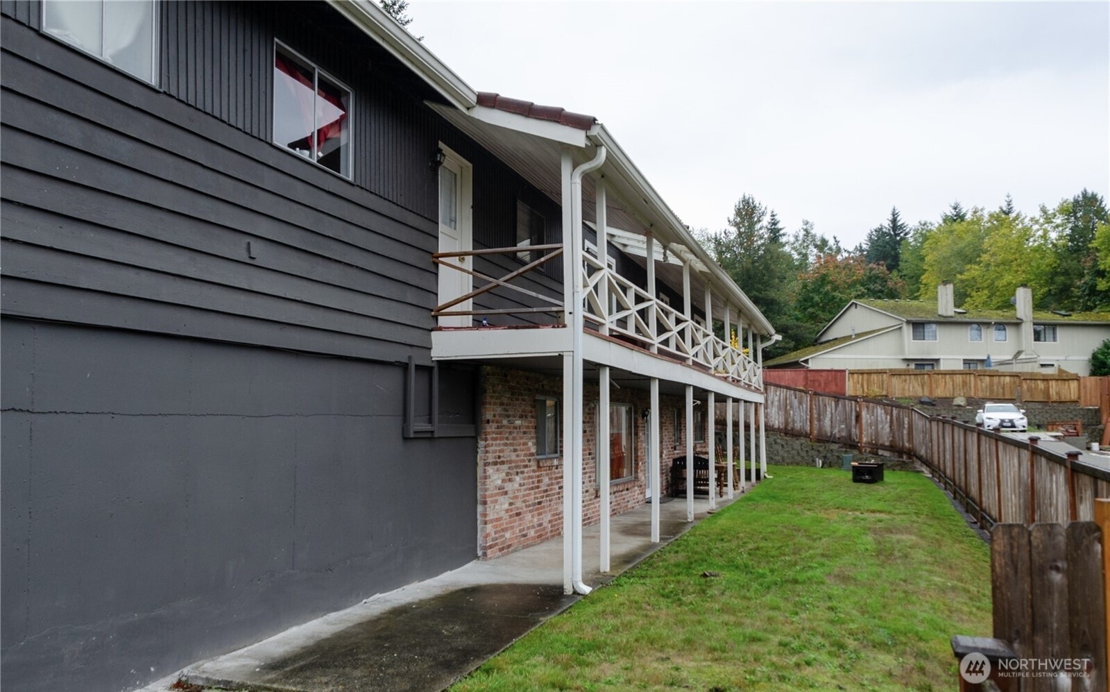 710 Roe Street Steilacoom, WA 98388 - Photo 4 of 28