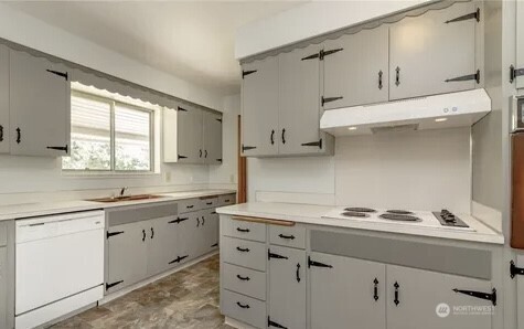 710 Roe Street Steilacoom, WA 98388 - Photo 10 of 28