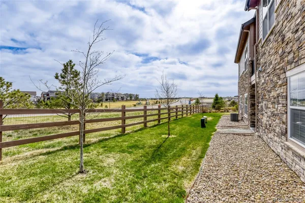 $650,000 | 8270 South Jackson Gap Court, Aurora, CO 80016