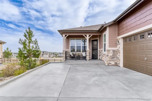 $650,000 | 8270 South Jackson Gap Court, Aurora, CO 80016