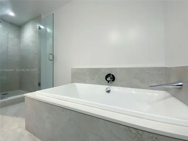 $7,500 | 488 Northeast 18th Street, Unit 2610, Miami, FL 33132