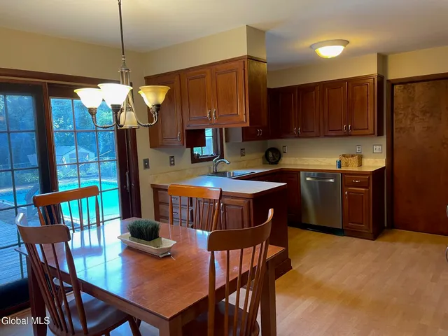 $346,900 | 5 Mcnamara Drive, Charlton, NY 12019