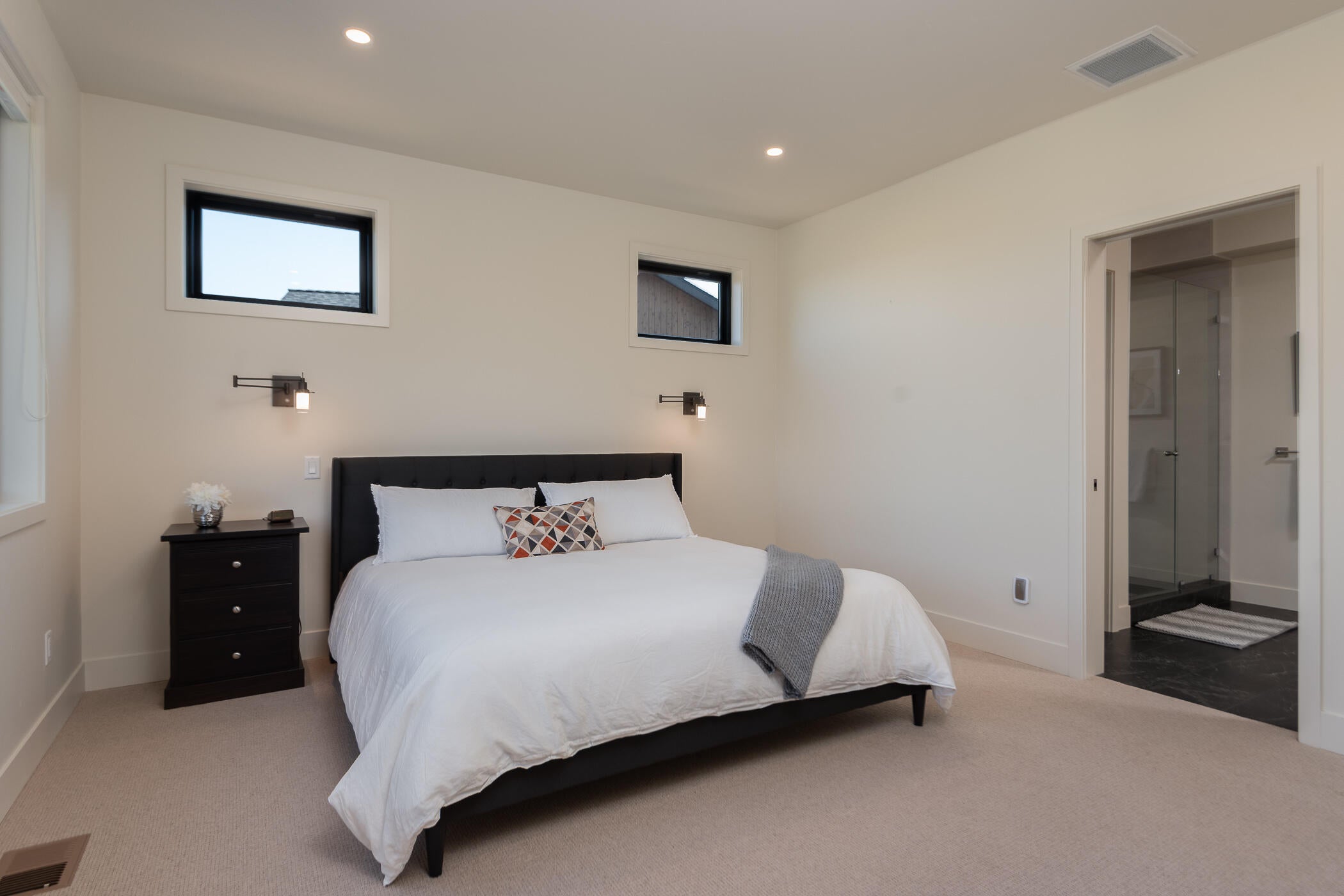 19187 Gateway Loop Bend, OR 97702 - Photo 11 of 39 11Master Bedroom