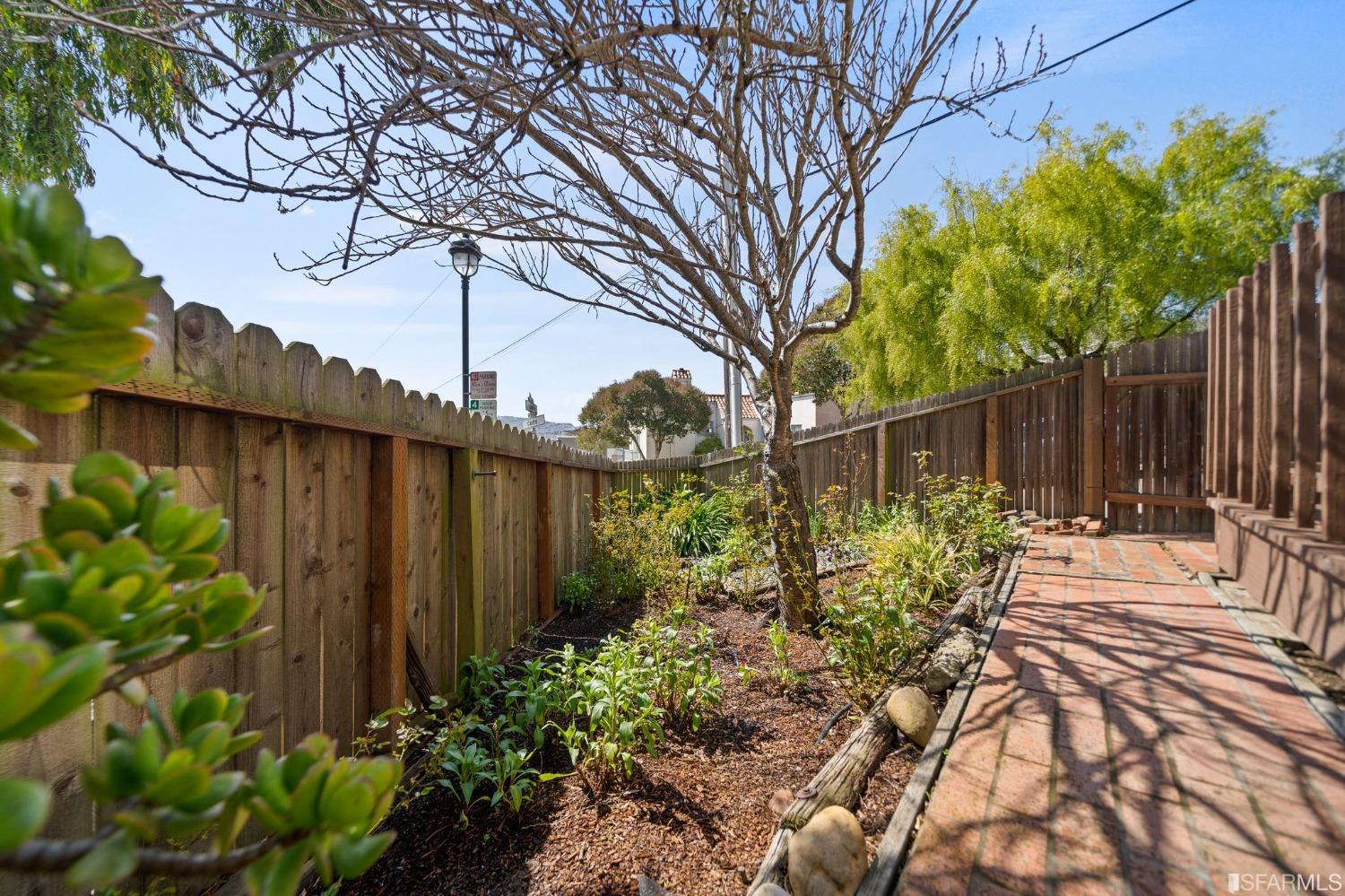 3045 Castro Street San Francisco, CA 94131 - Photo 29 of 44 a view of outdoor space and yard