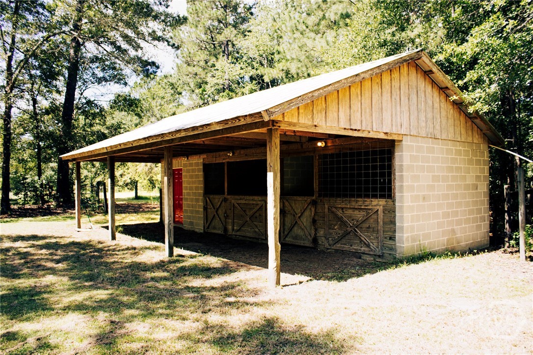 6518 Buchan Road Pembroke, GA 31321 - Photo 2 of 27