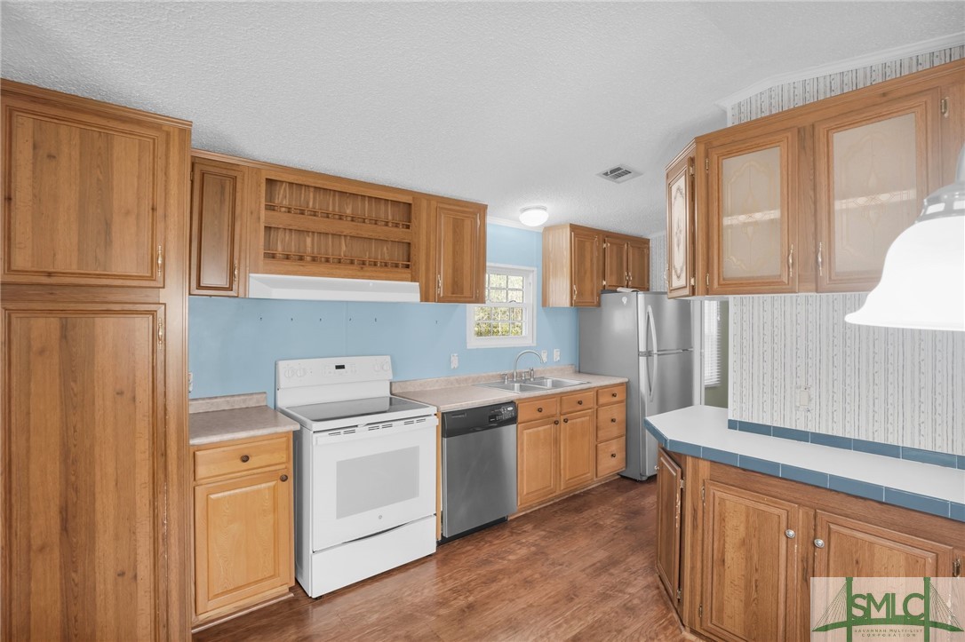 6518 Buchan Road Pembroke, GA 31321 - Photo 9 of 27