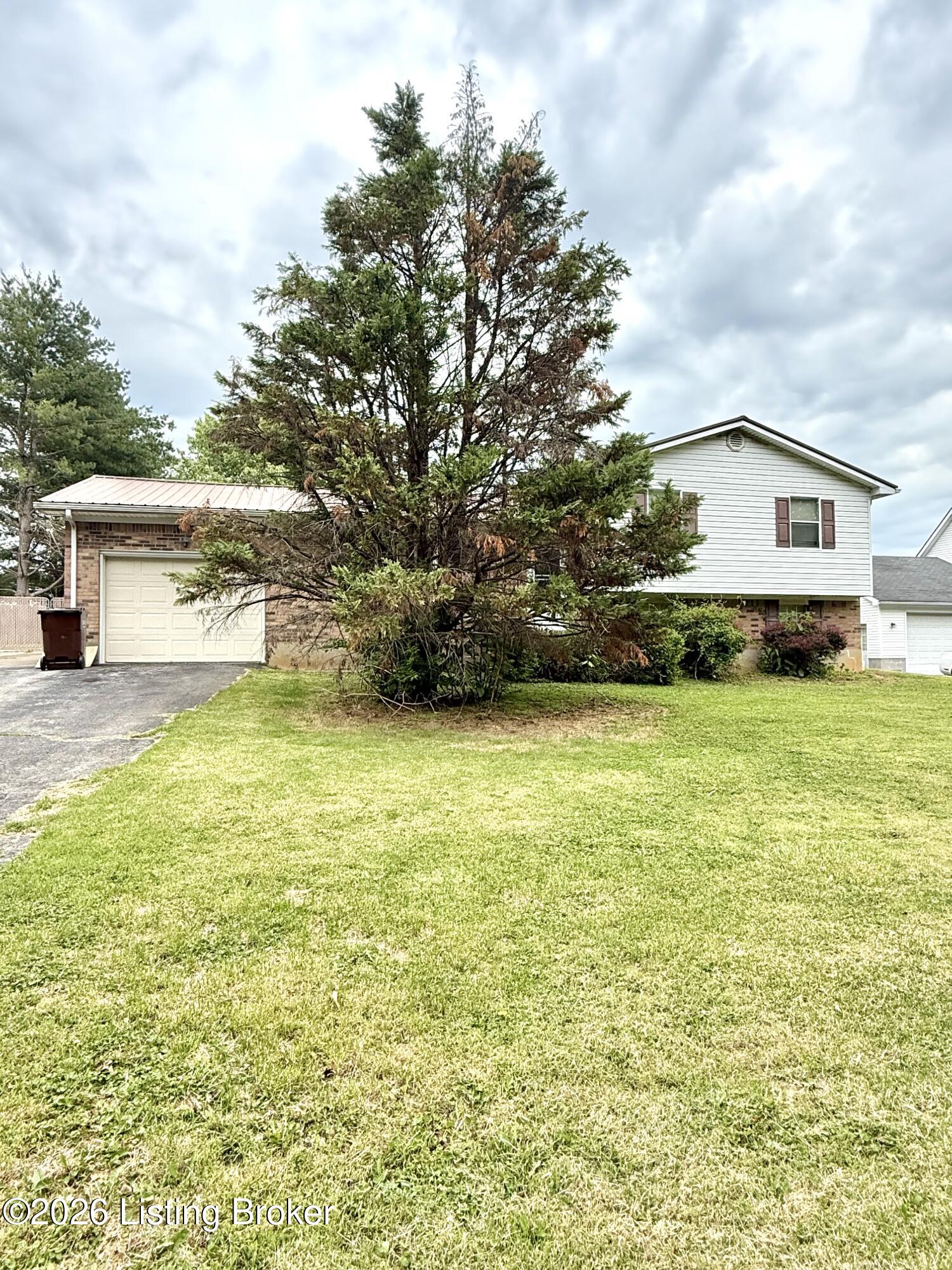 4766 Flatlick Road Mount Washington, KY 40047 - Photo 2 of 19 2