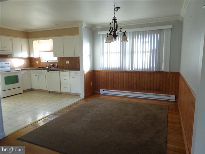 3324 Barklay Road Whitehall, PA 18052 - Photo 4 of 12 Gallery Image 4