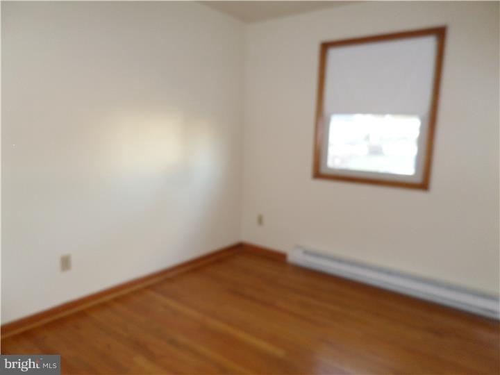 3324 Barklay Road Whitehall, PA 18052 - Photo 7 of 12 Gallery Image 7