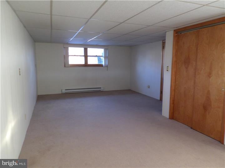 3324 Barklay Road Whitehall, PA 18052 - Photo 8 of 12 Gallery Image 8