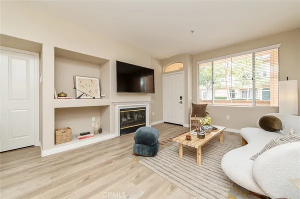 $714,900 | 2605 Ladrillo Aisle, Irvine, CA 92606