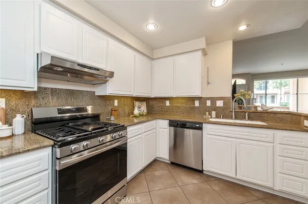 $714,900 | 2605 Ladrillo Aisle, Irvine, CA 92606