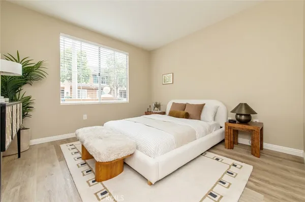 $714,900 | 2605 Ladrillo Aisle, Irvine, CA 92606