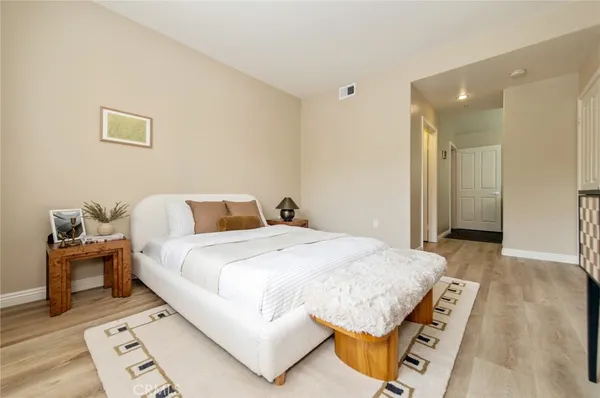 $714,900 | 2605 Ladrillo Aisle, Irvine, CA 92606