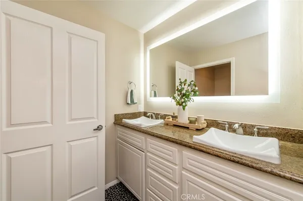 $714,900 | 2605 Ladrillo Aisle, Irvine, CA 92606