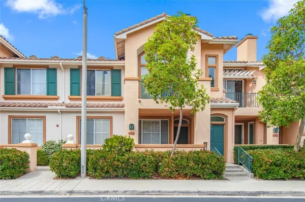 $714,900 | 2605 Ladrillo Aisle, Irvine, CA 92606