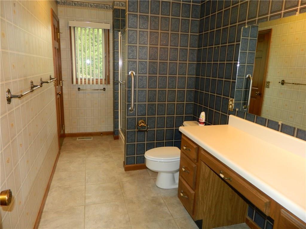 1935 West Mile Road Springfield, OH 45503 - Photo 14 of 38