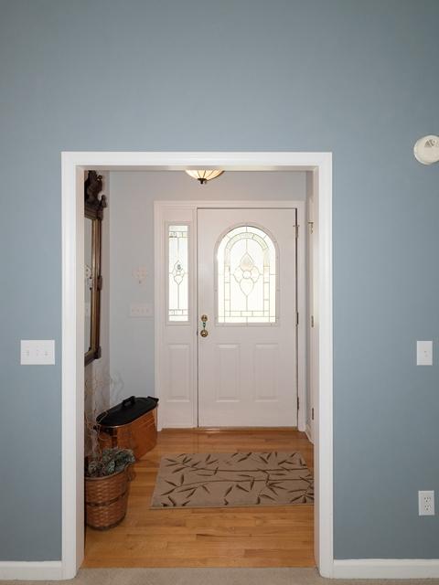 2400 Hoffman Road Jackson Springs, NC 27281 - Photo 2 of 19 Foyer