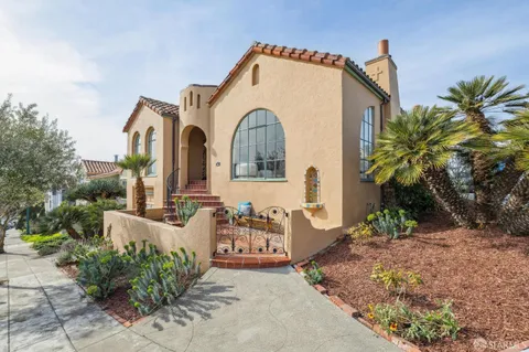 $1,950,000 | 95 Pinehurst Way, San Francisco, CA 94127