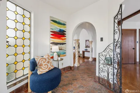 $1,950,000 | 95 Pinehurst Way, San Francisco, CA 94127