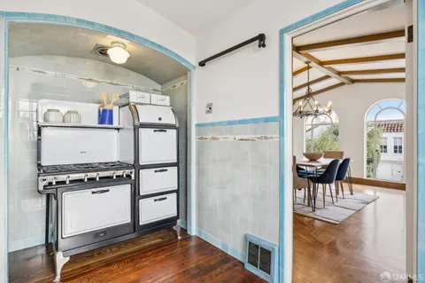 $1,950,000 | 95 Pinehurst Way, San Francisco, CA 94127