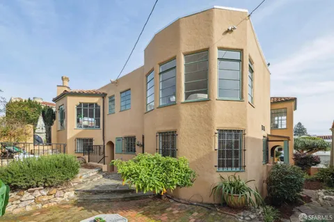 $1,950,000 | 95 Pinehurst Way, San Francisco, CA 94127
