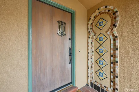 $1,950,000 | 95 Pinehurst Way, San Francisco, CA 94127