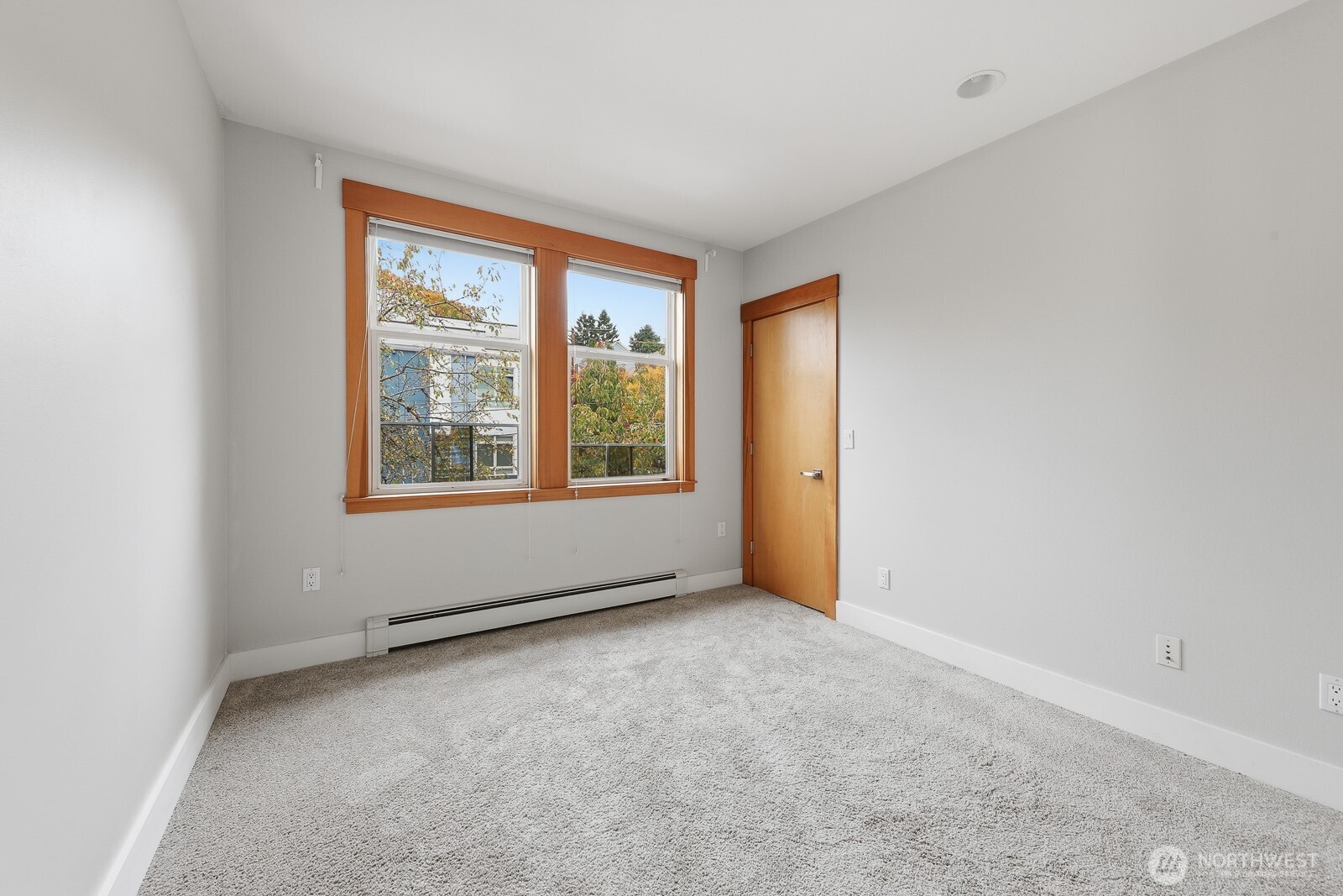 703 18th Avenue South Seattle, WA 98144 - Photo 28 of 36