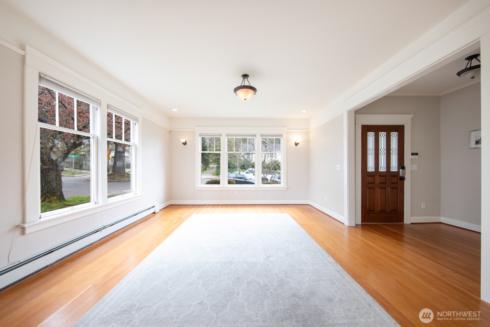 703 18th Avenue South Seattle, WA 98144 - Photo 3 of 36